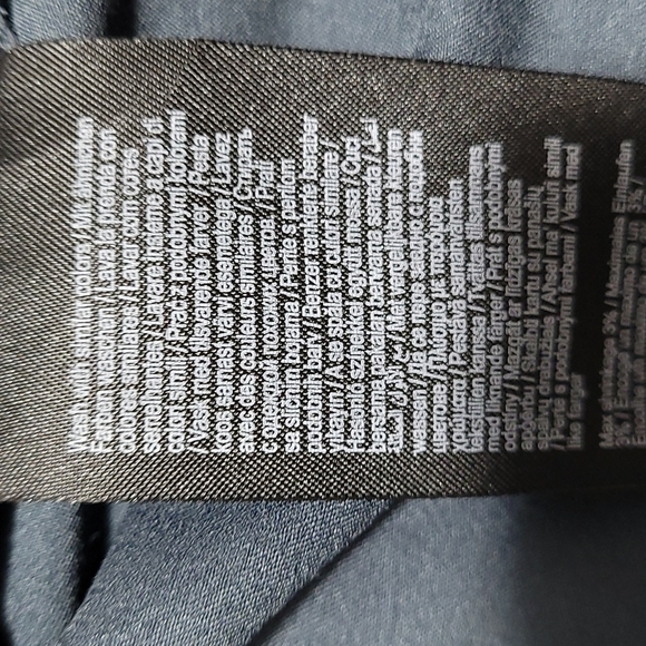 Silk dress - Picture 9 of 9